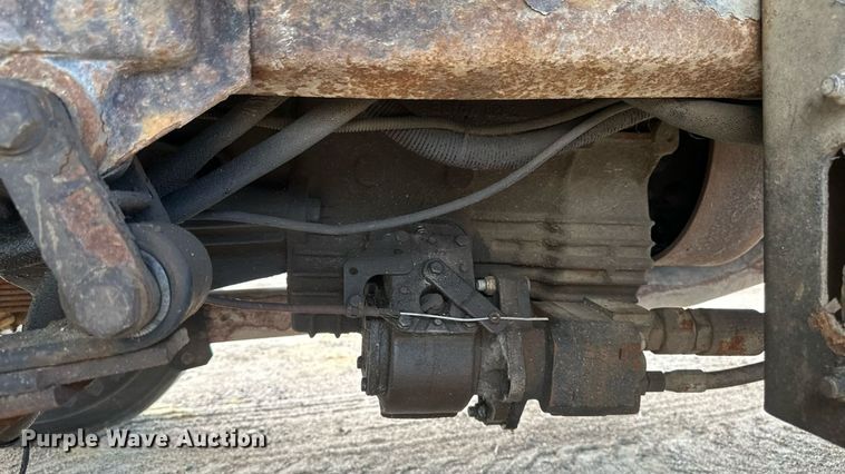 image for item EB2902 2000 Ford F650 forestry bucket truck