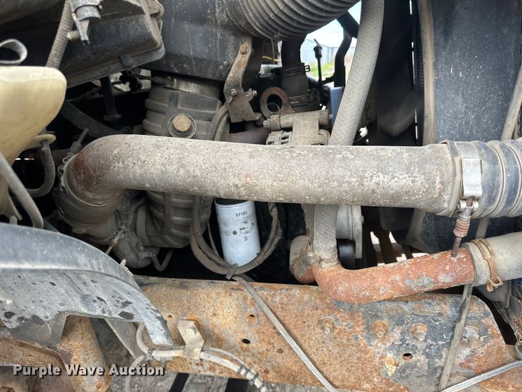 image for item EB2902 2000 Ford F650 forestry bucket truck