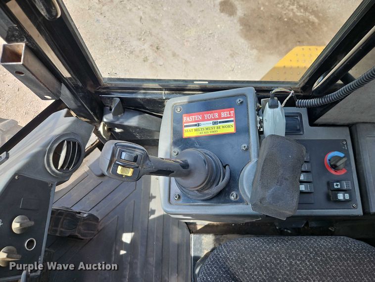 image for item EB8224 2009 Caterpillar 924H wheel loader