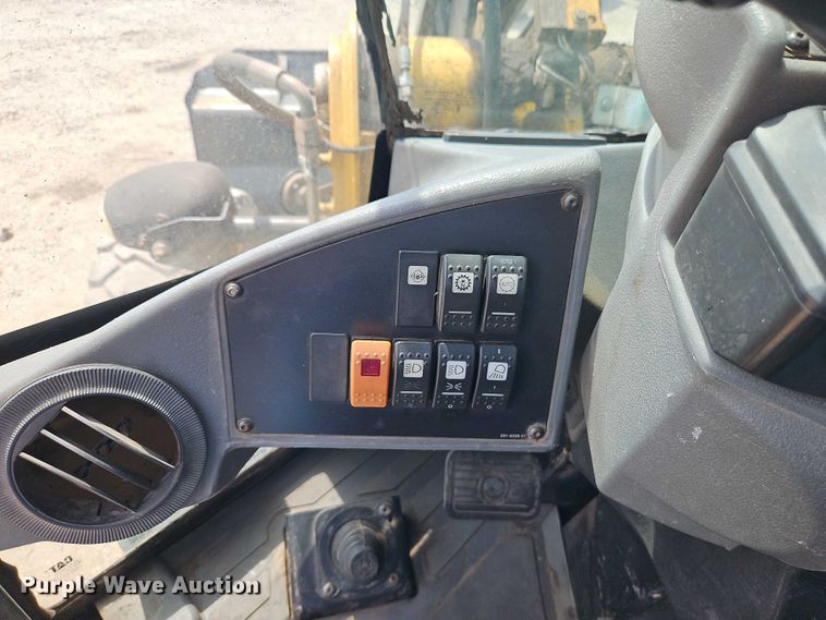 image for item EB8224 2009 Caterpillar 924H wheel loader