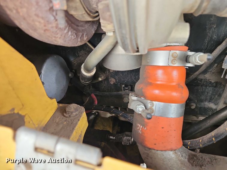 image for item EB8224 2009 Caterpillar 924H wheel loader