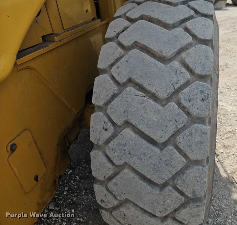 image for item EB8224 2009 Caterpillar 924H wheel loader
