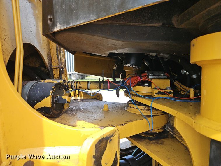 image for item EB8225 2011 Caterpillar IT38H wheel loader