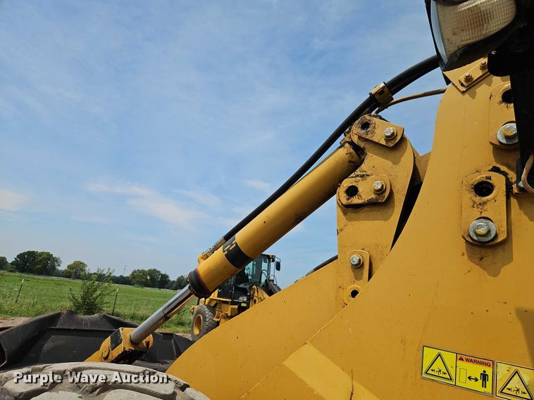 image for item EB8225 2011 Caterpillar IT38H wheel loader