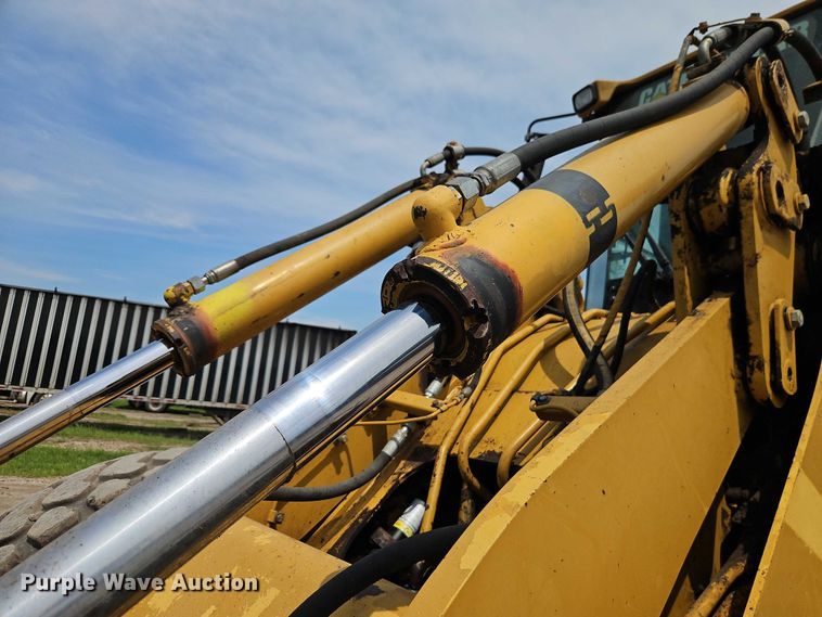 image for item EB8225 2011 Caterpillar IT38H wheel loader