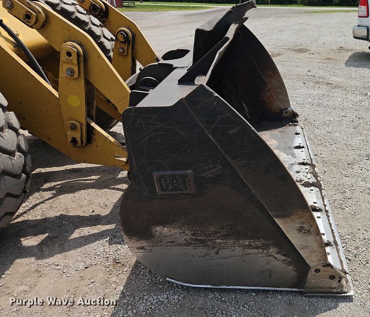 image for item EB8225 2011 Caterpillar IT38H wheel loader