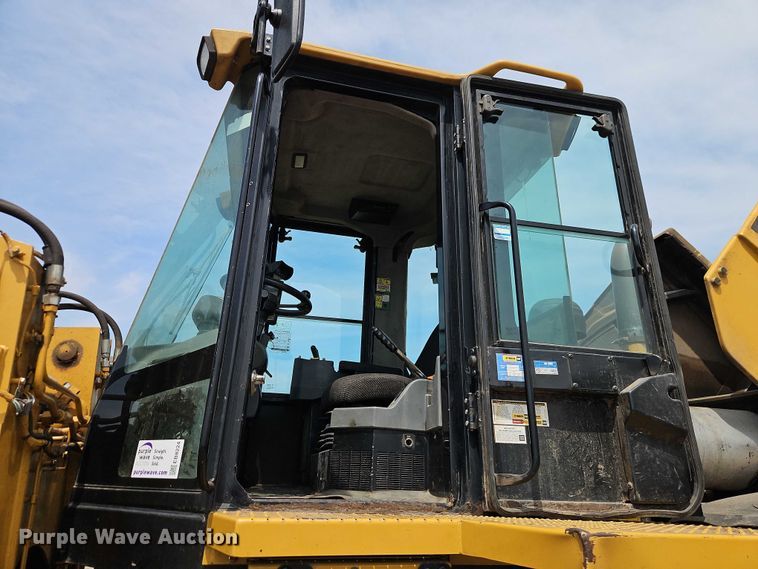 image for item EB8225 2011 Caterpillar IT38H wheel loader