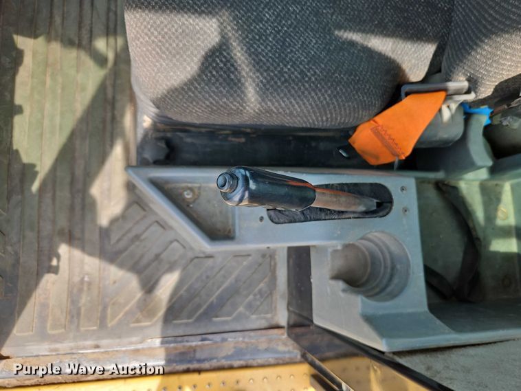 image for item EB8225 2011 Caterpillar IT38H wheel loader