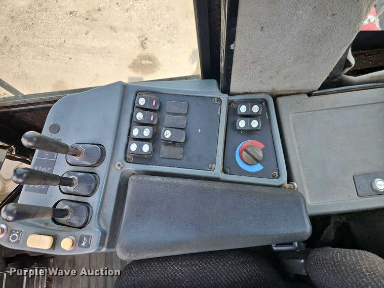 image for item EB8225 2011 Caterpillar IT38H wheel loader