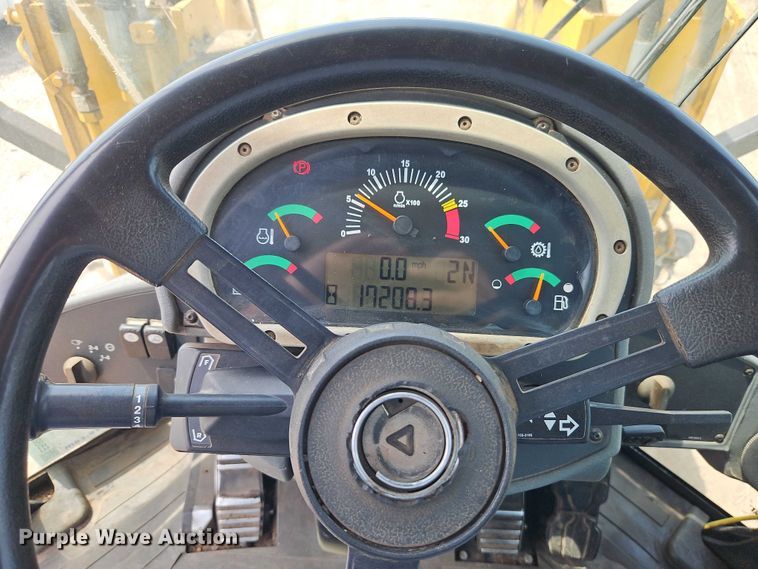 image for item EB8225 2011 Caterpillar IT38H wheel loader