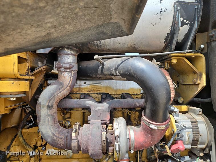 image for item EB8225 2011 Caterpillar IT38H wheel loader