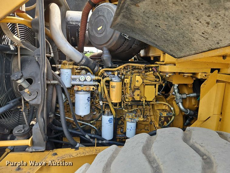 image for item EB8225 2011 Caterpillar IT38H wheel loader