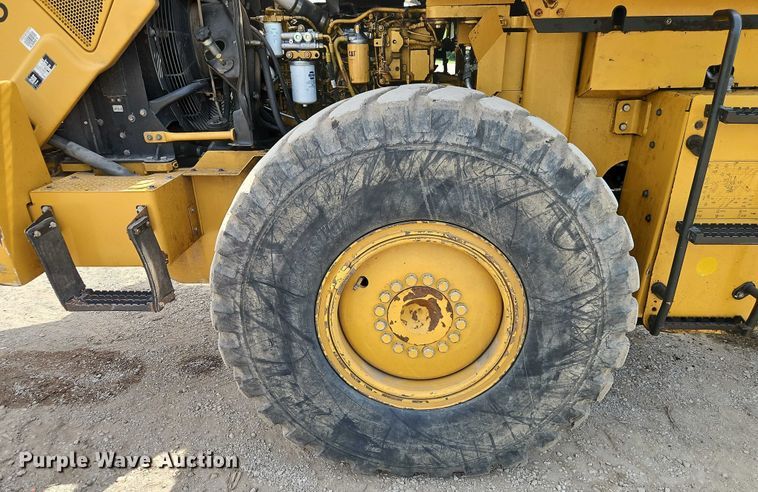 image for item EB8225 2011 Caterpillar IT38H wheel loader