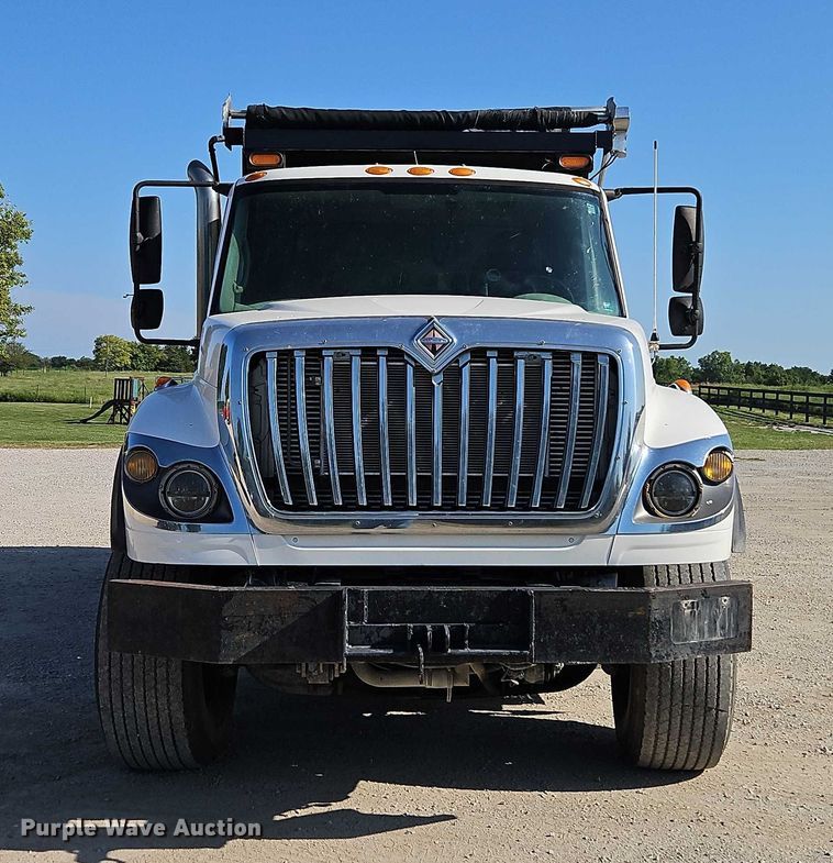 image for item EB8233 2009 International SF647 dump truck