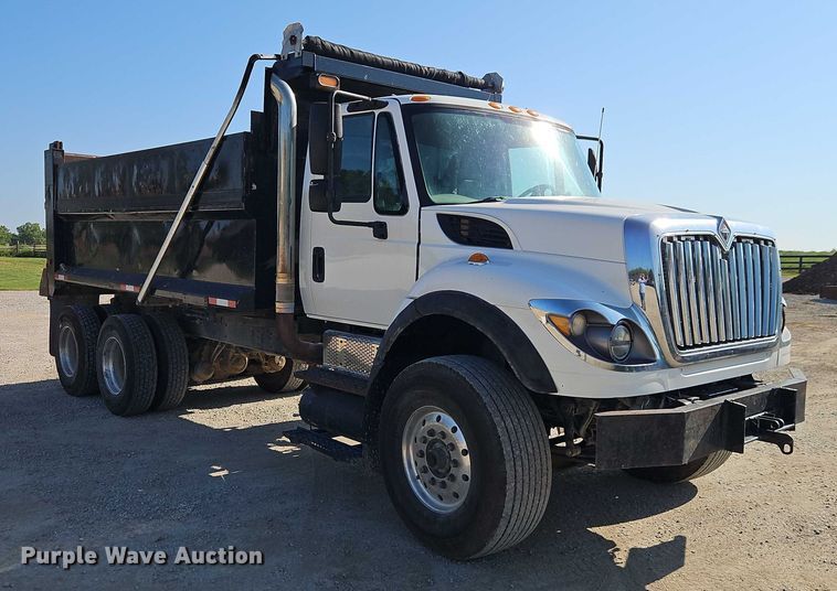 image for item EB8233 2009 International SF647 dump truck