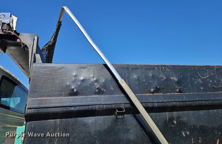 image for item EB8233 2009 International SF647 dump truck