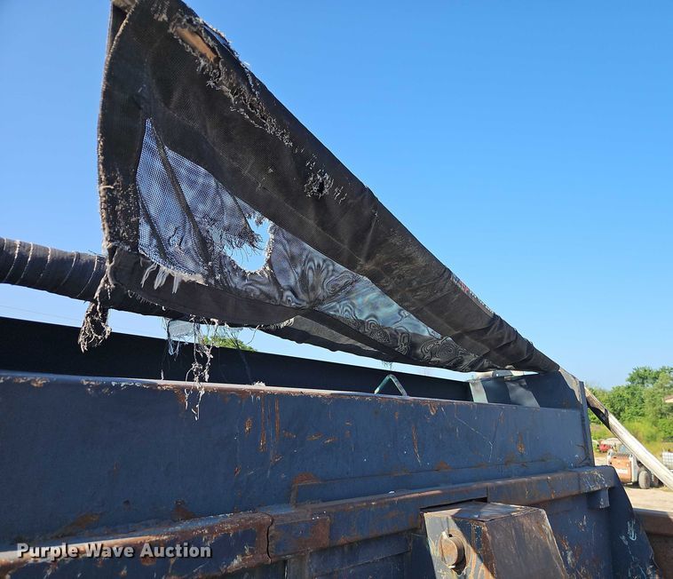 image for item EB8233 2009 International SF647 dump truck