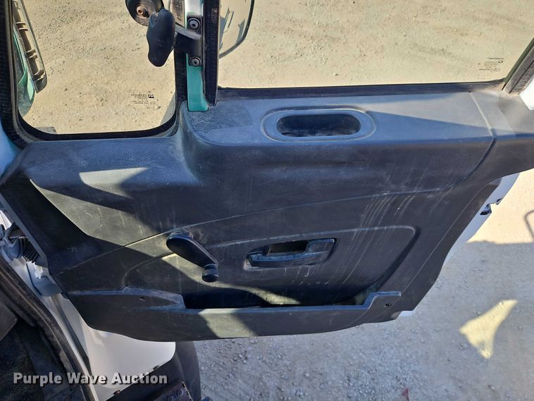 image for item EB8233 2009 International SF647 dump truck