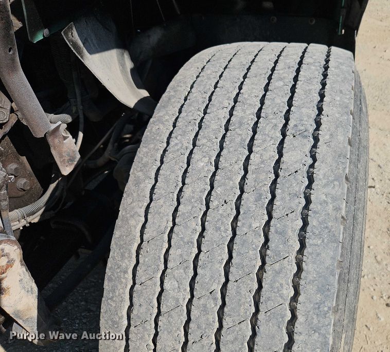 image for item EB8233 2009 International SF647 dump truck