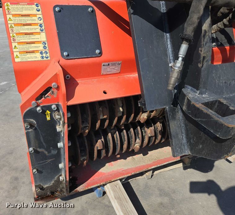 image for item EC1119 2015 Allu DN 2-17 screening bucket