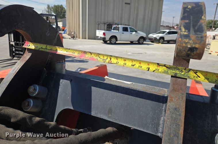 image for item EC1119 2015 Allu DN 2-17 screening bucket