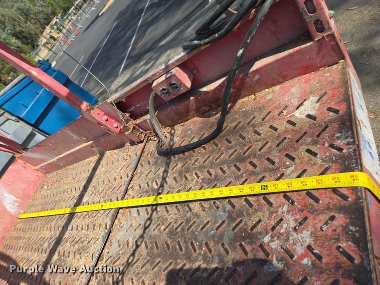 image for item EC1122 Maryville Engineering MEC 1932ES scissor lift