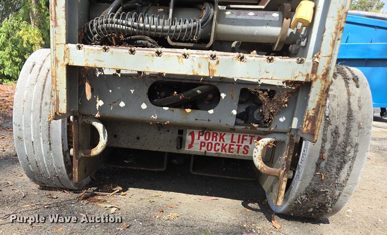 image for item EC1122 Maryville Engineering MEC 1932ES scissor lift