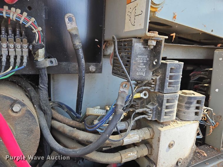 image for item EC1122 Maryville Engineering MEC 1932ES scissor lift