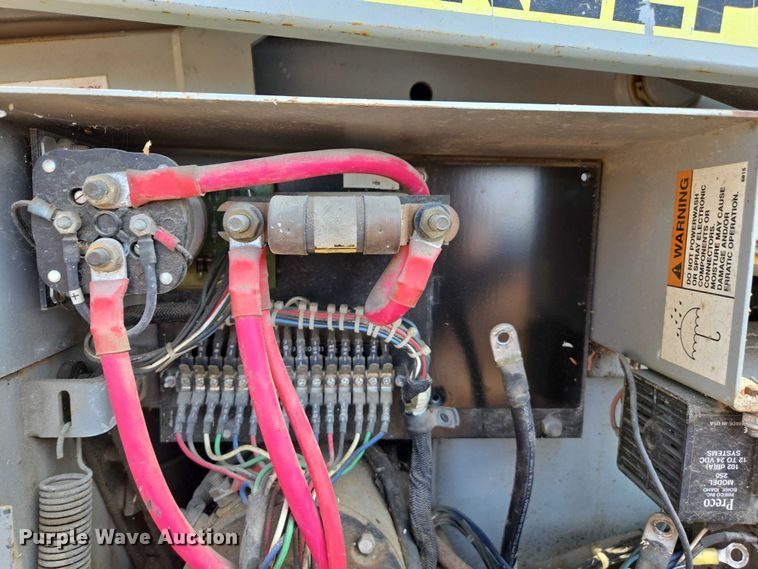 image for item EC1122 Maryville Engineering MEC 1932ES scissor lift