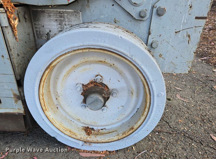 image for item EC1122 Maryville Engineering MEC 1932ES scissor lift