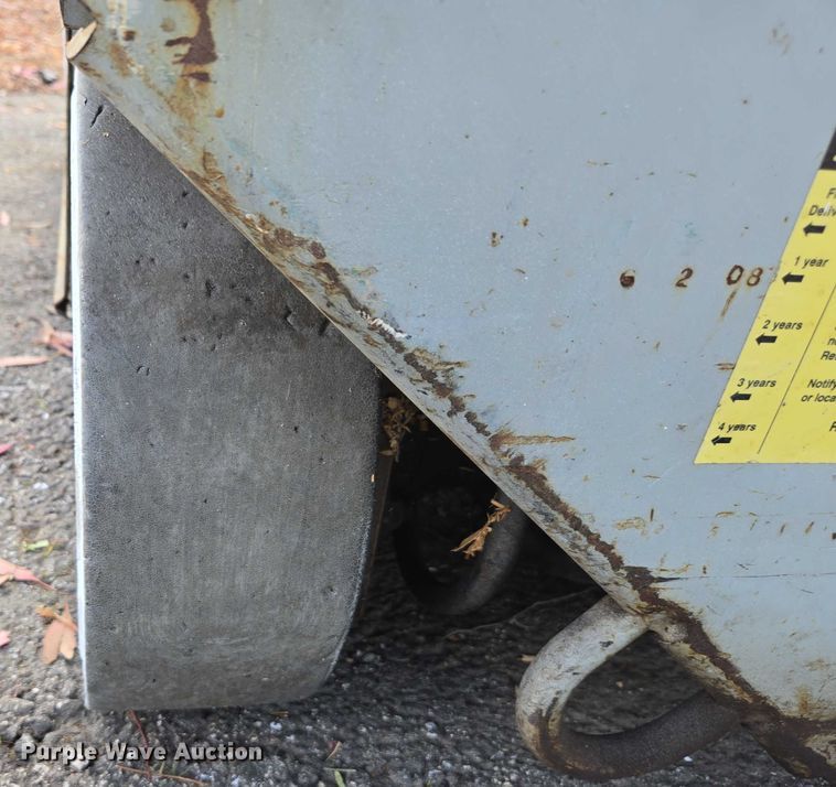 image for item EC1122 Maryville Engineering MEC 1932ES scissor lift