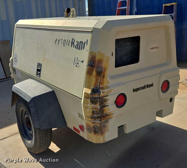 image for item EC1134 2006 Ingersoll Rand 185 air compressor