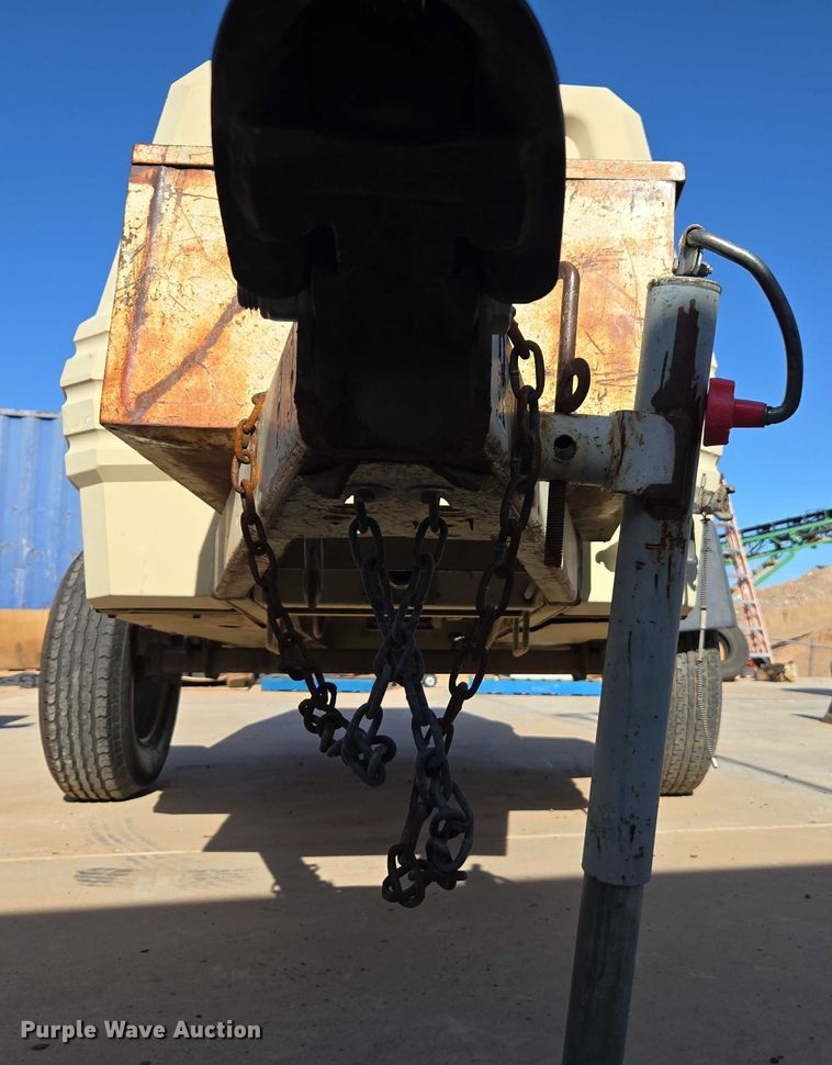 image for item EC1134 2006 Ingersoll Rand 185 air compressor