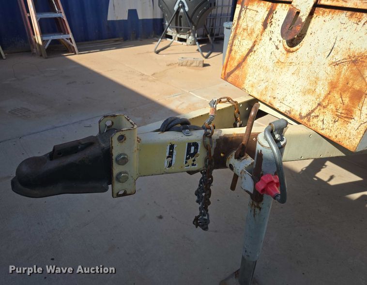 image for item EC1134 2006 Ingersoll Rand 185 air compressor