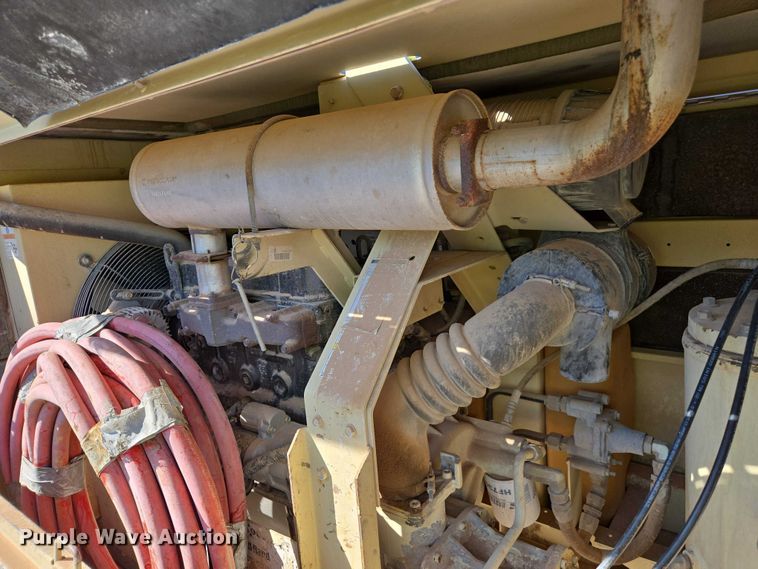 image for item EC1134 2006 Ingersoll Rand 185 air compressor