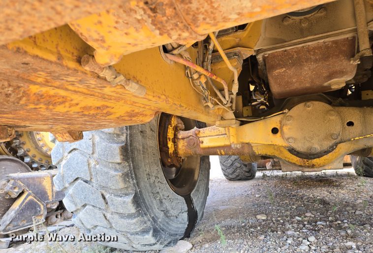 image for item EC1139 1984 Caterpillar 950B wheel loader