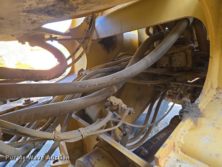 image for item EC1139 1984 Caterpillar 950B wheel loader