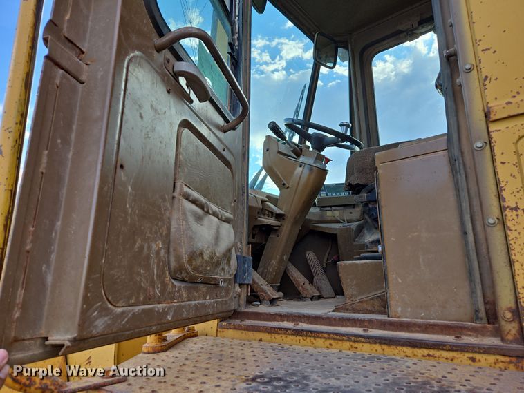 image for item EC1139 1984 Caterpillar 950B wheel loader