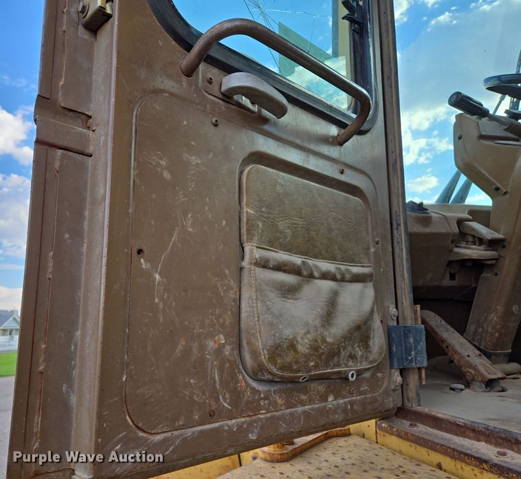 image for item EC1139 1984 Caterpillar 950B wheel loader