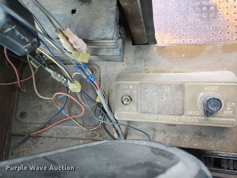 image for item EC1139 1984 Caterpillar 950B wheel loader