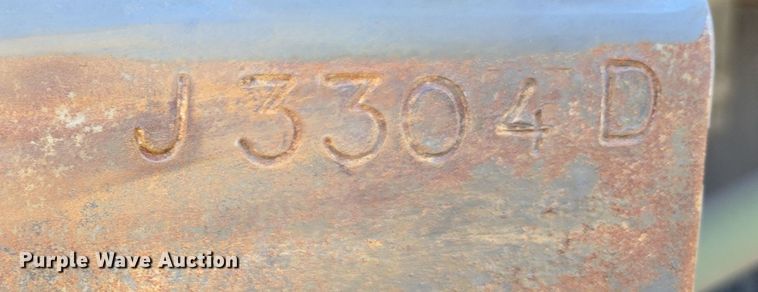 image for item EC1140 2010 Elgin Crosswind UD3300 street sweeper truck