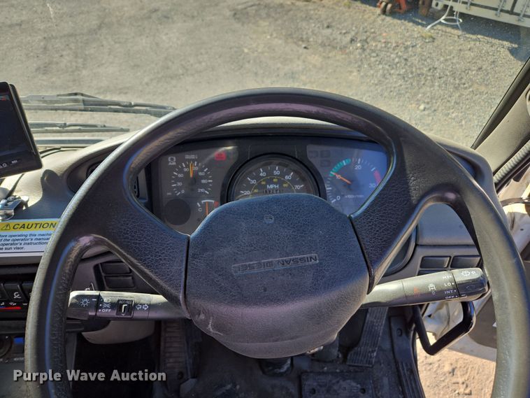 image for item EC1140 2010 Elgin Crosswind UD3300 street sweeper truck