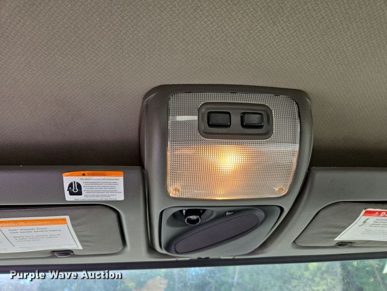 image for item EC1140 2010 Elgin Crosswind UD3300 street sweeper truck