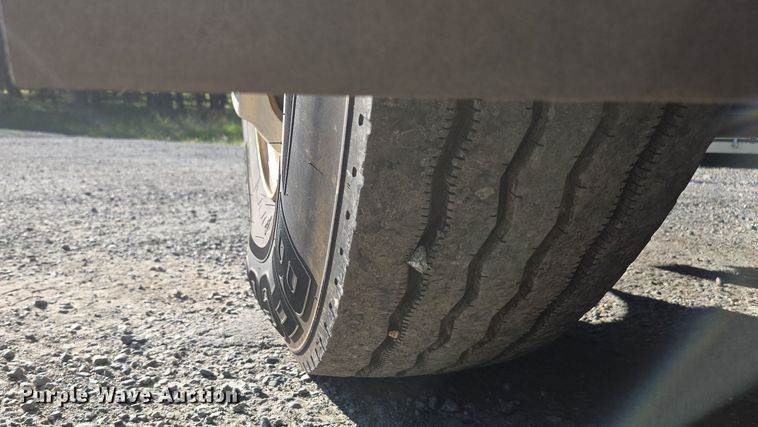 image for item EC1140 2010 Elgin Crosswind UD3300 street sweeper truck