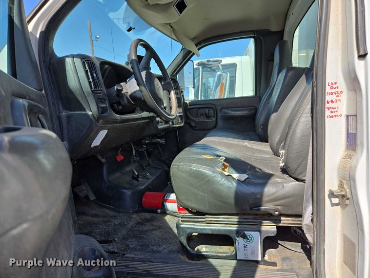 image for item EC3452 2009 Chevrolet C4 utility / service truck