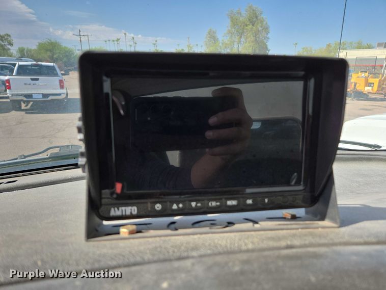 image for item EC3452 2009 Chevrolet C4 utility / service truck