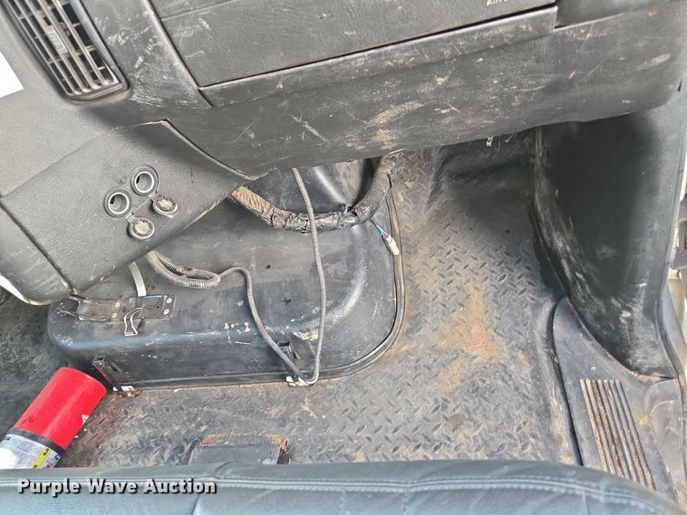 image for item EC3452 2009 Chevrolet C4 utility / service truck