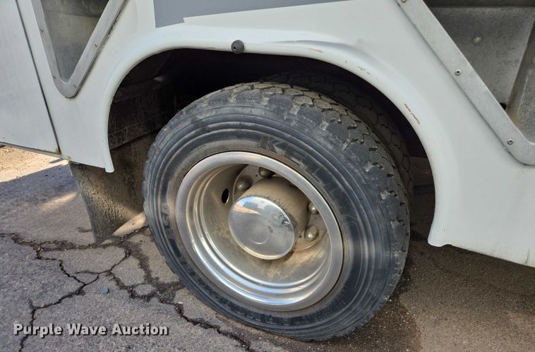 image for item EC3452 2009 Chevrolet C4 utility / service truck