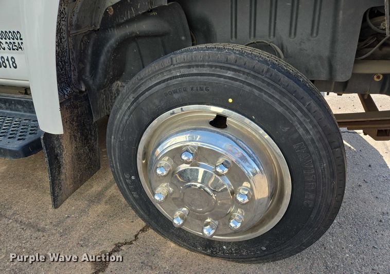 image for item EC3452 2009 Chevrolet C4 utility / service truck