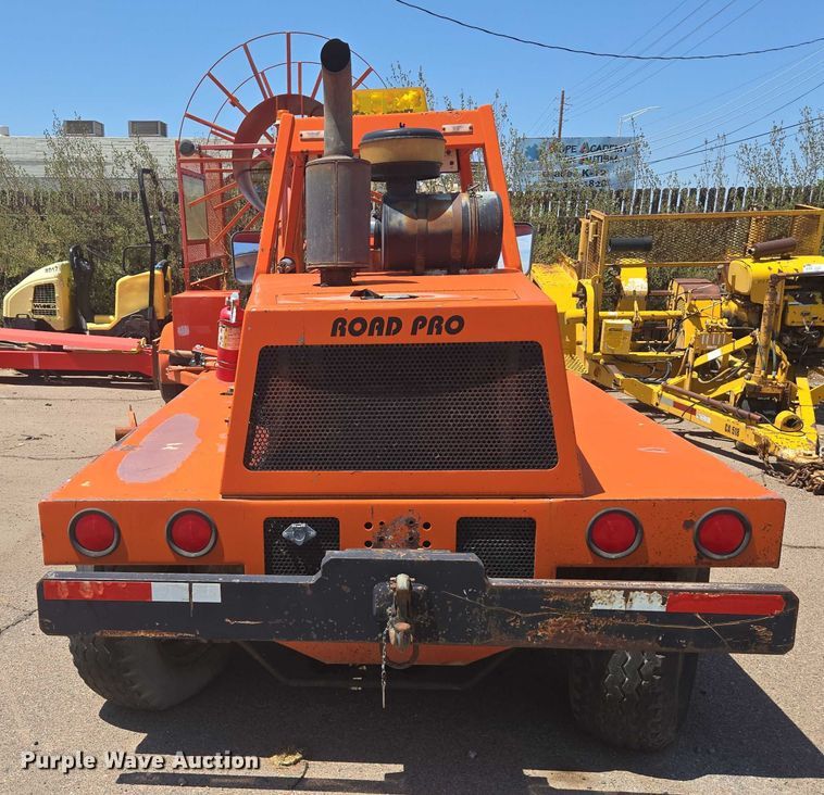 image for item EC3747 Dickson Industries Road Pro 6150 stripe remover